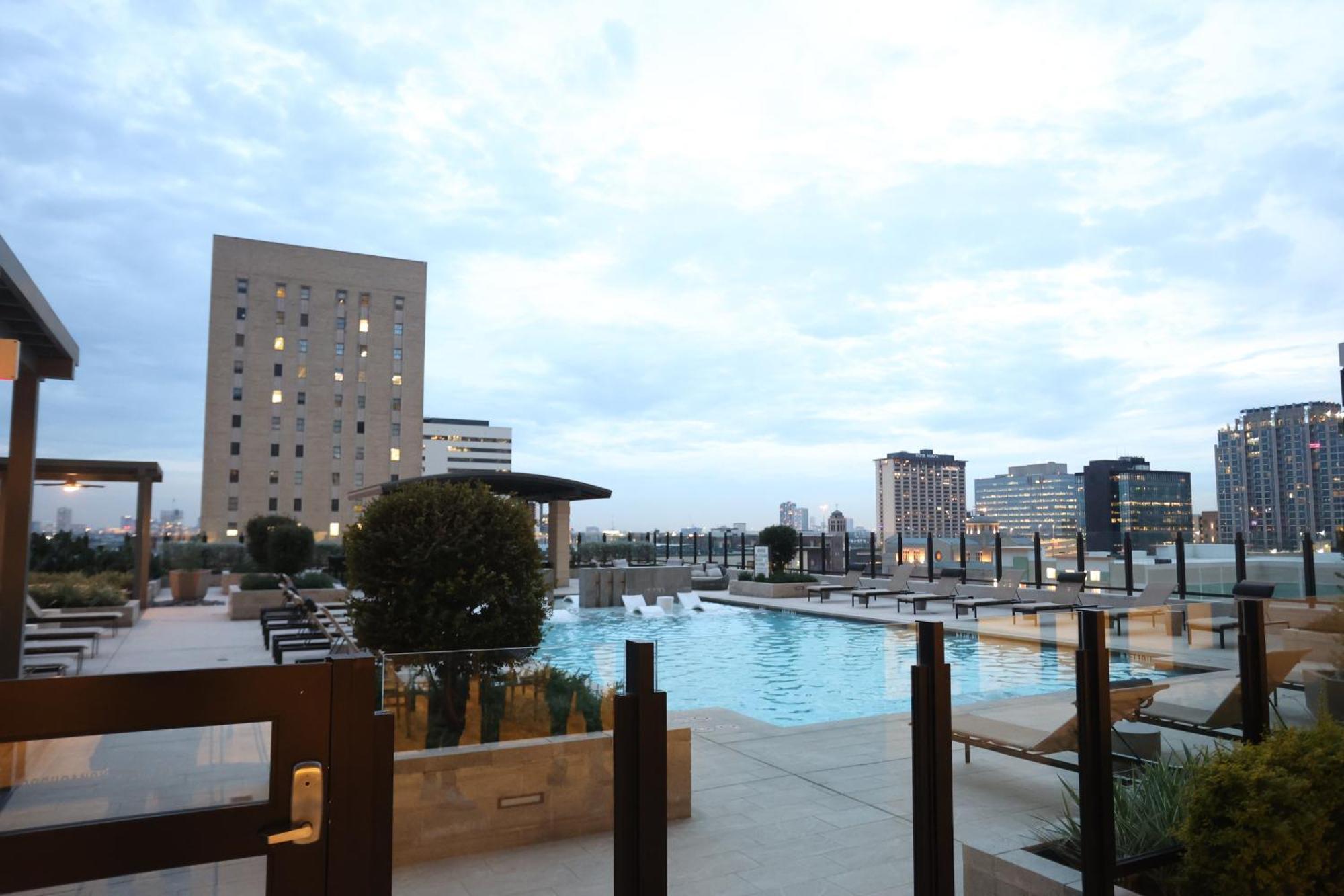 Houston'S Downtown Oasis Apart otel Dış mekan fotoğraf